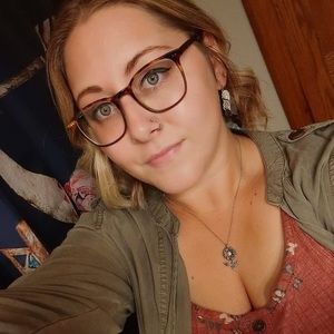 Meet your Posher, Katie